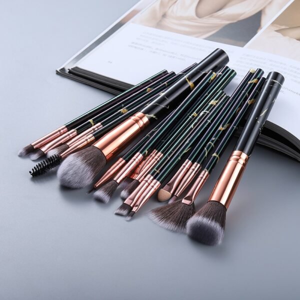 FLD 5Pcs Makeup Brushes Tool Set Cosmetic Powder Eye Shadow Foundation Blush Blending Beauty Make Up Brush Maquiagem - Image 2